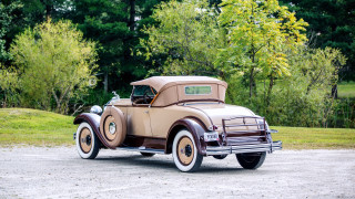 Old car gravel lot trees - charles martin free wallpaper