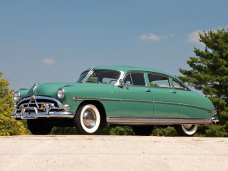 Green car trees bushes sunny - arnold mesches free wallpaper