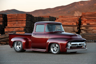 Red truck logs parking lot - don eddy free wallpaper