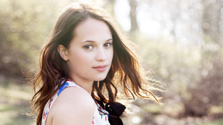 Woman backpack woods serious look - a backpack free wallpaper for desktop