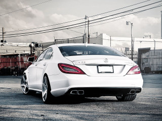 White mercedes luxury digital rendering - luxury free wallpaper for desktop