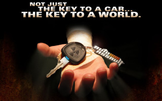 Person holding car key message - the key free wallpaper