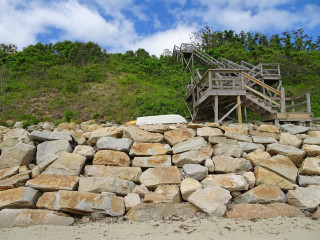 Rocks staircase beach chair background - a pile of rocks free wallpaper