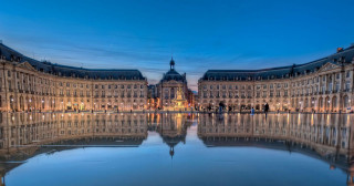 Paris clock tower reflecting pool - perfect symmetry free wallpaper for desktop