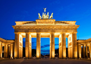 Large building statues night sky - berlin secession free wallpaper for desktop