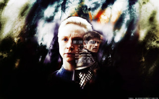 Woman helmet man helmet painting - game free wallpaper