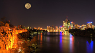 City skyline full moon river - full moon free wallpaper