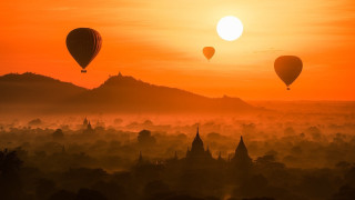 Sunset hot air balloons city - arthur pan free wallpaper