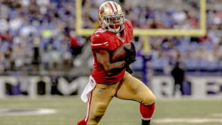 Football player running with ball 6 - future free wallpaper