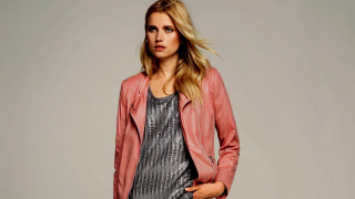 Woman pink jacket dress posing - color free wallpaper