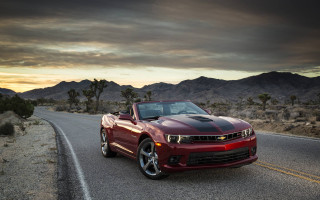Red sports car desert sunset 3 - a red sports car free wallpaper