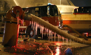 Fire truck spraying water hydrant - ashcan school free wallpaper