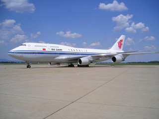 Jetliner side profile blue sky - side profile free wallpaper
