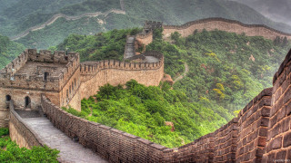 Great wall china mountain cloudy - blunt border free wallpaper for desktop