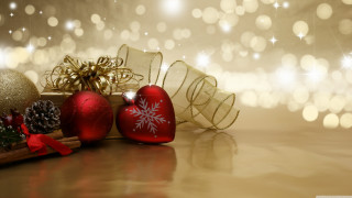 Christmas ornaments table tree ribbon - top of a table next free wallpaper