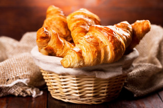 Basket croissants table cloth bag - delaunay free wallpaper