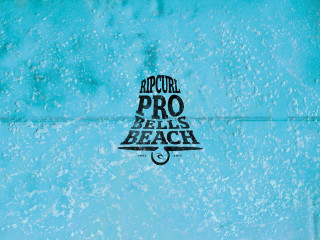 Blue surfboard logo poster underwater - andrew bell free wallpaper