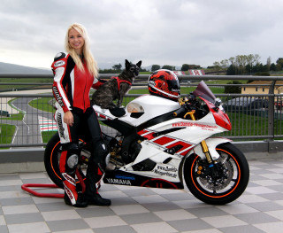 Woman motorcycle cat seat dog - claire falkenstein free wallpaper