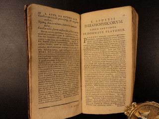 Open book pocket watch black - a pocket watch free wallpaper