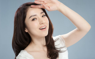 Woman white shirt holding hair 2 - chizuko yoshida free wallpaper