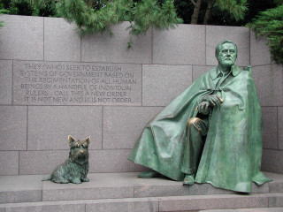 Statue man dog sitting wall - a statue free wallpaper