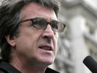 Man glasses speaking microphone clock - thierry doizon free wallpaper for desktop