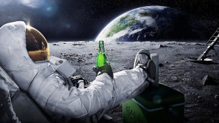 Man spacesuit beer planet ladder 2 - a ladder in the background free wallpaper