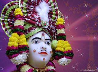 Statue colorful headdress feathered hat - fan free wallpaper