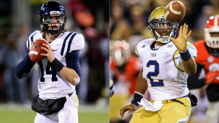 Football player throwing ball men - a football free wallpaper