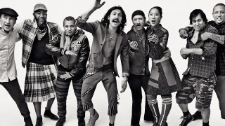 Surprised group people standing white - annie leibovitz free wallpaper for desktop