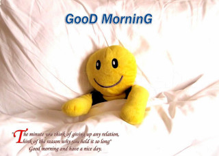 Stuffed toy bed smile good - a good morning free wallpaper