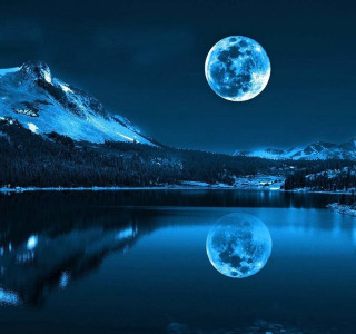 Full moon mountain lake reflection - free mountains wallpaper for tablet