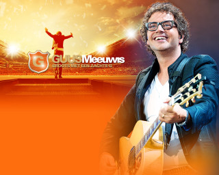 Man guitar stadium portrait bald - a guy free wallpaper