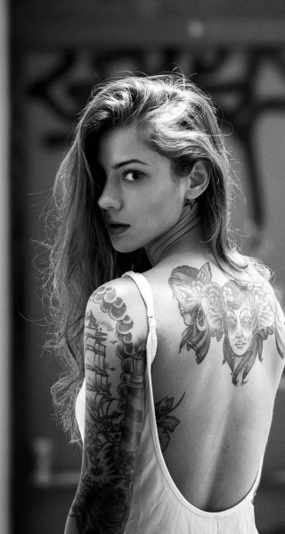 Woman back tattoo arm shoulder - her arm and shoulder free wallpaper