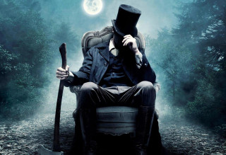 Top hat man sitting astronaut - bloodborne free wallpaper