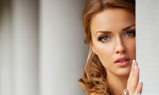 Woman ring wall hand face 2 - realistic shaded perfect face free wallpaper for desktop