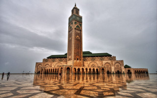 Large building clock tower tiled - farid mansour free wallpaper