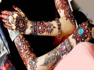 Woman henna tattoos hands feet - egyptian art free wallpaper