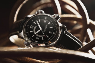 Watch leather straps ropes black - top of a pile free wallpaper