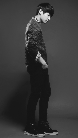 Young man skateboard black white - contemporary free wallpaper for mobile