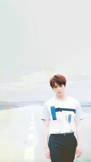 Man standing road ocean shirt - free vintage wallpaper for mobile