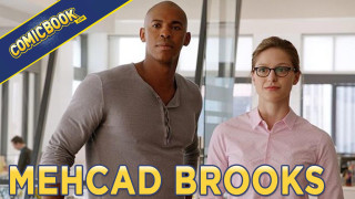 Man woman standing room sign - verdadism free wallpaper