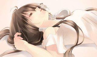 Woman laying bed head hands 2 - black tie free wallpaper