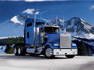 Blue truck mountain scene detailed 2 - the ground and trees free wallpaper