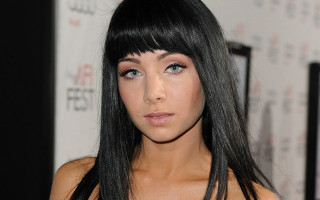 Woman black hair black dress 5 - a red carpet free wallpaper