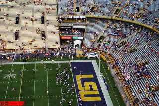 Stadium filled people football field - a stadium free wallpaper for desktop