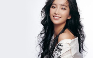 Woman long hair white shirt 49 - chen yifei free wallpaper