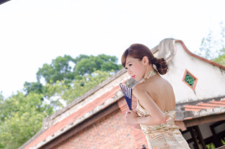 Woman dress fan camera building - fei danxu free wallpaper