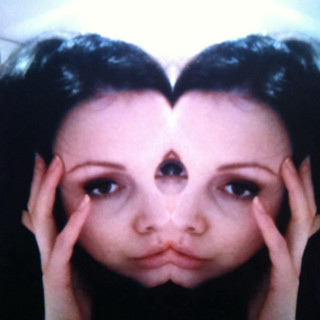 Woman hands face heart shaped - a cubist painting free wallpaper for tablet