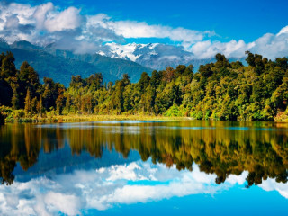 Lake trees mountains blue sky 4 - tree and mountains free wallpaper
